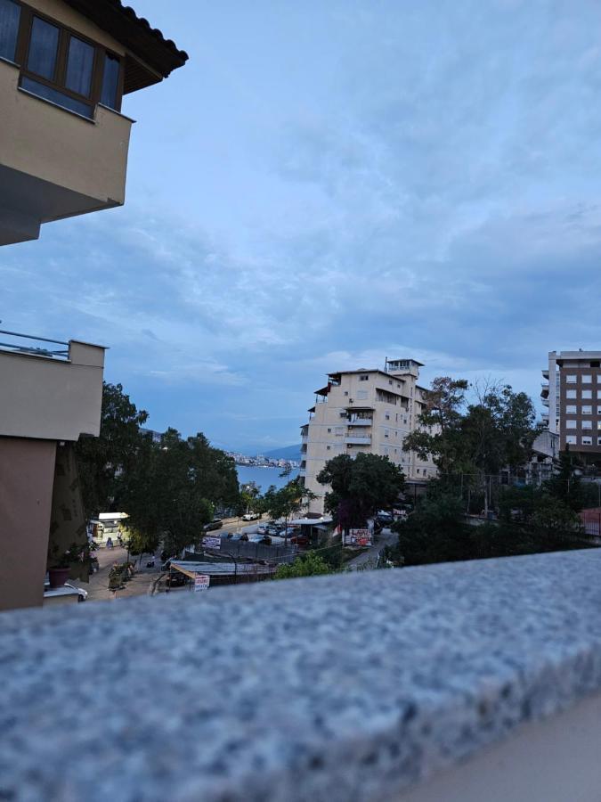 Vila 31 Sarandë エクステリア 写真